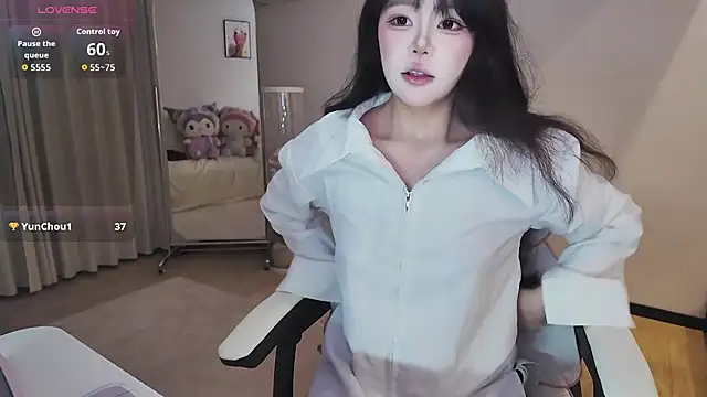 Jolie-22 online show from 05/07/26, 02:09