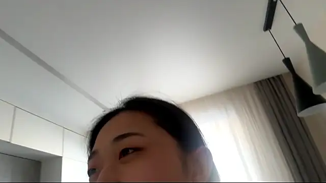 SweetMiaXO online show from 02/09/26, 11:03