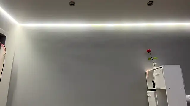 SweetMiaXO online show from 03/26/26, 07:12