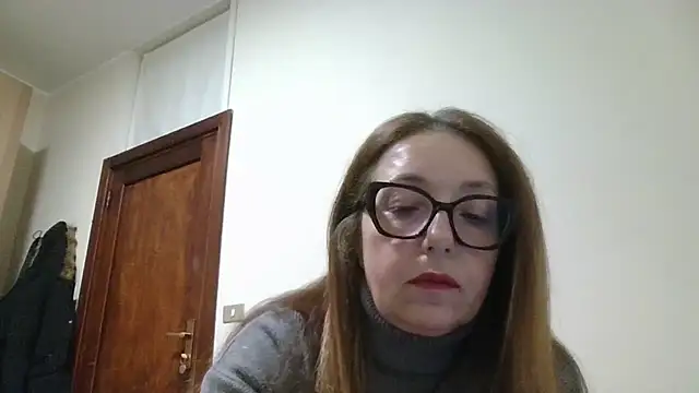 Snapshot of Miasexmilf chatting on 02/01/26, 06:39 Miasexmilf online show from 02/01/26, 06:39