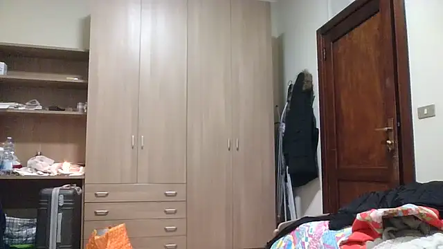 Snapshot of Miasexmilf chatting on 02/22/26, 05:47 Miasexmilf online show from 02/22/26, 05:47