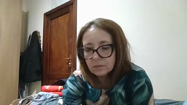 Snapshot of Miasexmilf chatting on 02/13/26, 07:03 Miasexmilf online show from 02/13/26, 07:03