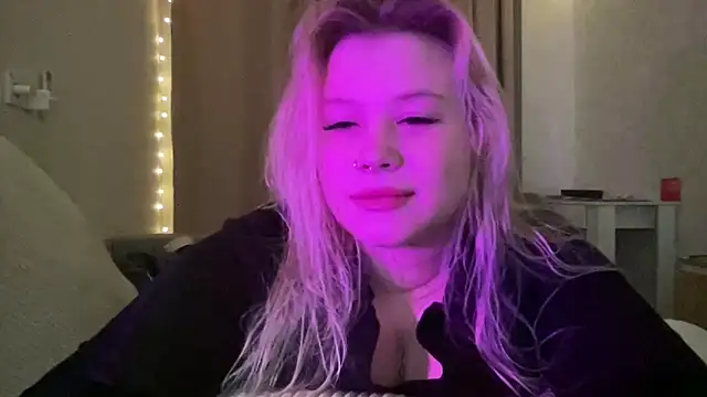 Lulu Di online show from 03/24/26, 09:04