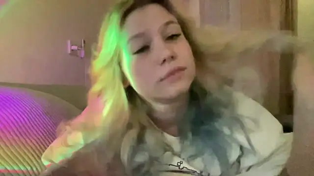 Lulu Di online show from 03/22/26, 08:43