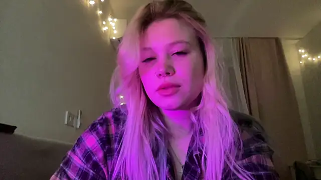 Lulu Di online show from 03/29/26, 07:04