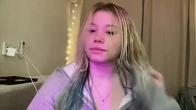 Lulu Di online show from 03/12/26, 05:28