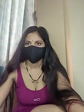 Snapshot of Cute_shikaa chatting on 03/28/26, 10:27 Cute shikaa online show from 03/28/26, 10:27