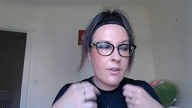PsychicDominatrix online show from 06/24/26, 10:25