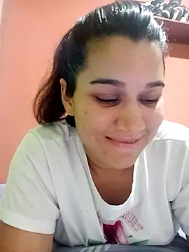 Snapshot of danagon16 chatting on 02/18/26, 02:53 danagon16 online show from 02/18/26, 02:53