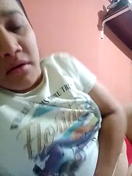 Snapshot of danagon16 chatting on 02/09/26, 04:32 danagon16 online show from 02/09/26, 04:32