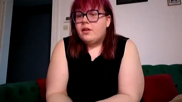 Snapshot of ProfaneHekate chatting on 02/02/26, 04:17 ProfaneHekate online show from 02/02/26, 04:17