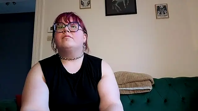 Snapshot of ProfaneHekate chatting on 02/01/26, 03:10 ProfaneHekate online show from 02/01/26, 03:10