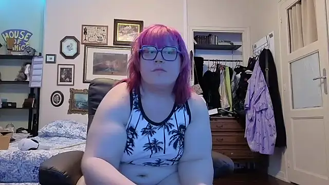 ProfaneHekate online show from 05/25/26, 06:28