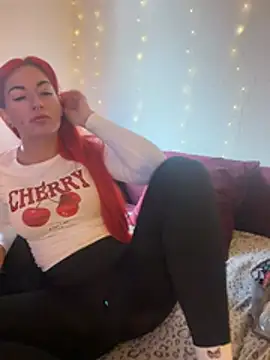 MrsRedFoxy online show from 03/15/26, 12:34