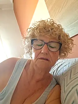 rosasuso online show from 04/03/26, 08:32