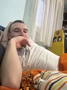 TheMaskShow online show from 03/29/26, 03:30