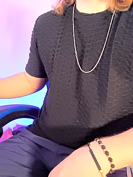 Derek Vow online show from 04/07/26, 11:39