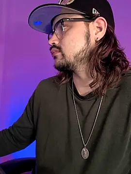 Derek Vow online show from 05/05/26, 10:57