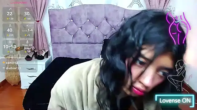 Esmeralda-18 online show from 02/10/26, 02:27