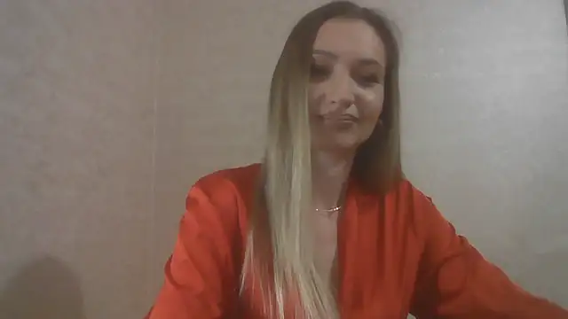 Snapshot of AureliaStar450 chatting on 02/11/26, 01:38 AureliaStar450 online show from 02/11/26, 01:38