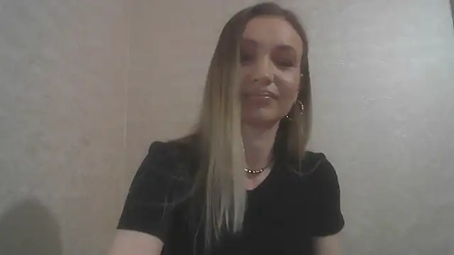 Snapshot of AureliaStar450 chatting on 02/19/26, 08:06 AureliaStar450 online show from 02/19/26, 08:06