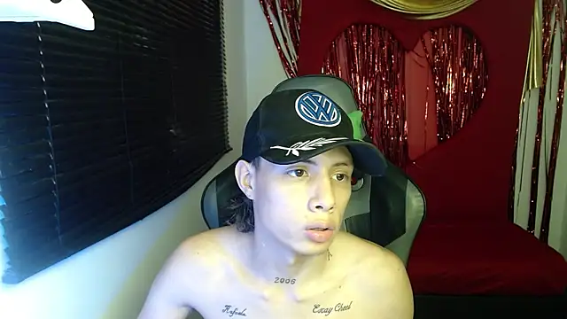 Snapshot of Didi_hard chatting on 02/15/26, 08:08 Didi hard online show from 02/15/26, 08:08