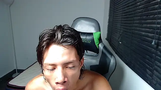 Snapshot of Didi_hard chatting on 02/09/26, 10:13 Didi hard online show from 02/09/26, 10:13