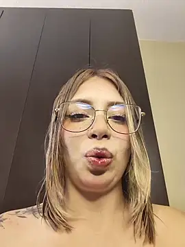 BellaDonna 16 online show from 03/28/26, 07:04