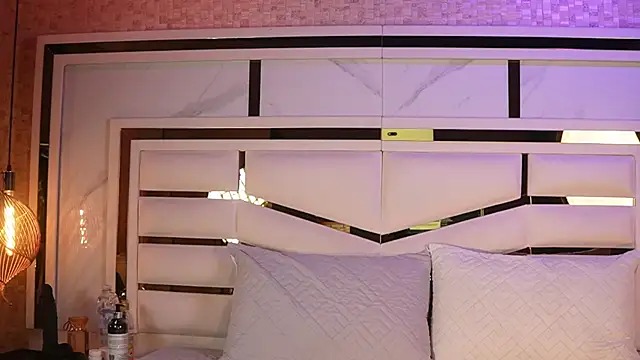 karol sm online show from 05/14/26, 03:14