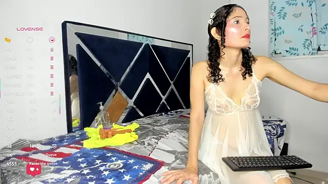 Snapshot of Ninna_Vergara chatting on 07/05/26, 01:32 Ninna Vergara online show from 07/05/26, 01:32