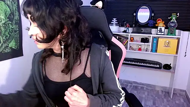 neena nyx  online show from 07/07/26, 12:02