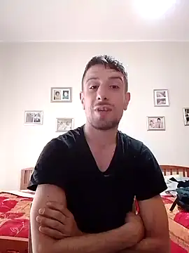 Snapshot of Mcsimotoro chatting on 03/24/26, 12:38 Mcsimotoro online show from 03/24/26, 12:38