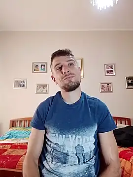 Snapshot of Mcsimotoro chatting on 04/10/26, 10:00 Mcsimotoro online show from 04/10/26, 10:00