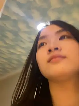 Snapshot of miaomiaou_ chatting on 05/30/26, 03:39 miaomiaou online show from 05/30/26, 03:39