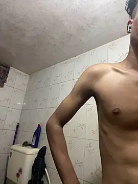 Snapshot of ExiledEaglet chatting on 03/10/26, 08:13 ExiledEaglet online show from 03/10/26, 08:13