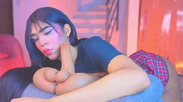  im perla online show from 04/16/26, 11:00