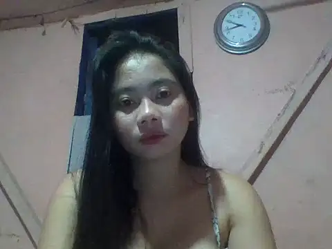 Snapshot of xxexy_Vivica05 chatting on 04/06/26, 02:07 xxexy Vivica05 online show from 04/06/26, 02:07