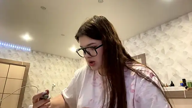 Snapshot of _MaryLove_ chatting on 03/02/26, 04:25 MaryLove online show from 03/02/26, 04:25