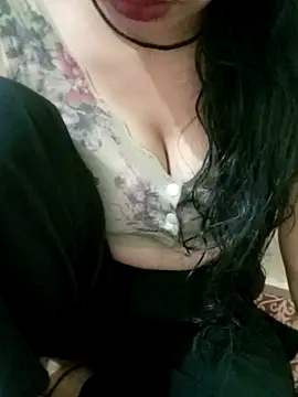 Hot Fiza0 online show from 02/22/26, 04:48