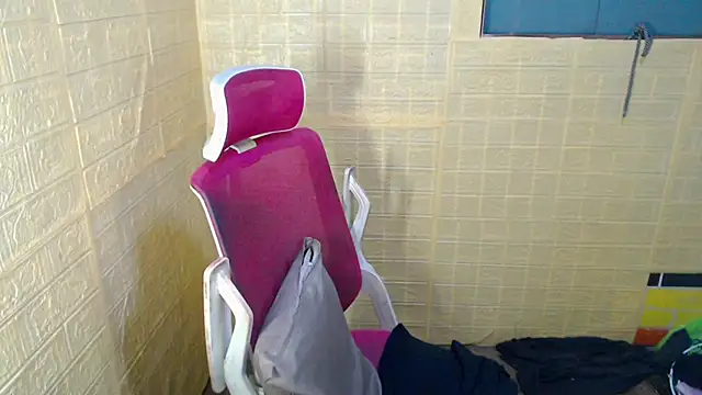 JuicyFoxCock online show from 03/02/26, 03:52