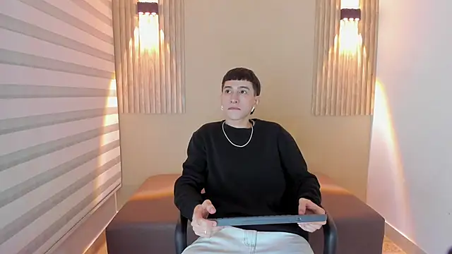 lian cameron online show from 02/11/26, 03:50