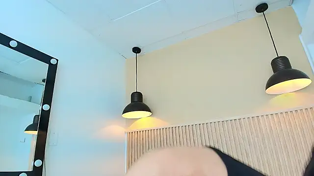 lian cameron online show from 03/11/26, 03:55