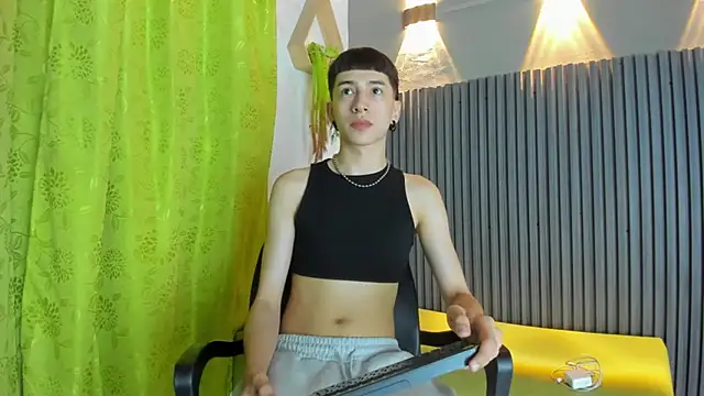 lian cameron online show from 03/05/26, 03:58