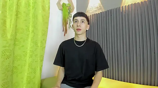 lian cameron online show from 03/03/26, 04:08