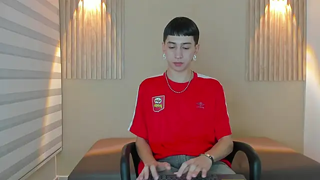 lian cameron online show from 02/14/26, 03:51