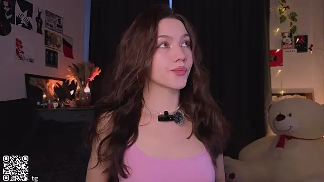 Kendaliby  online show from 03/01/26, 01:49