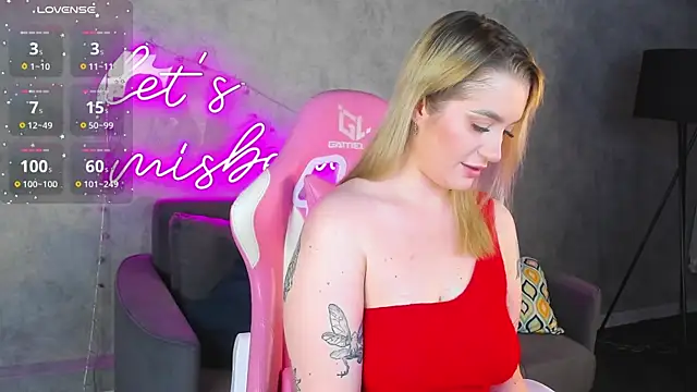 Snapshot of Viickie_Nelsson chatting on 06/19/26, 09:26 Viickie Nelsson online show from 06/19/26, 09:26