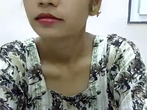 Snapshot of Kulsum_S chatting on 05/26/26, 01:53 Kulsum S online show from 05/26/26, 01:53