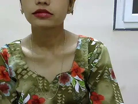 Snapshot of Kulsum_S chatting on 05/21/26, 01:30 Kulsum S online show from 05/21/26, 01:30
