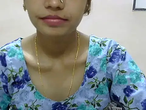 Snapshot of Kulsum_S chatting on 05/05/26, 11:46 Kulsum S online show from 05/05/26, 11:46